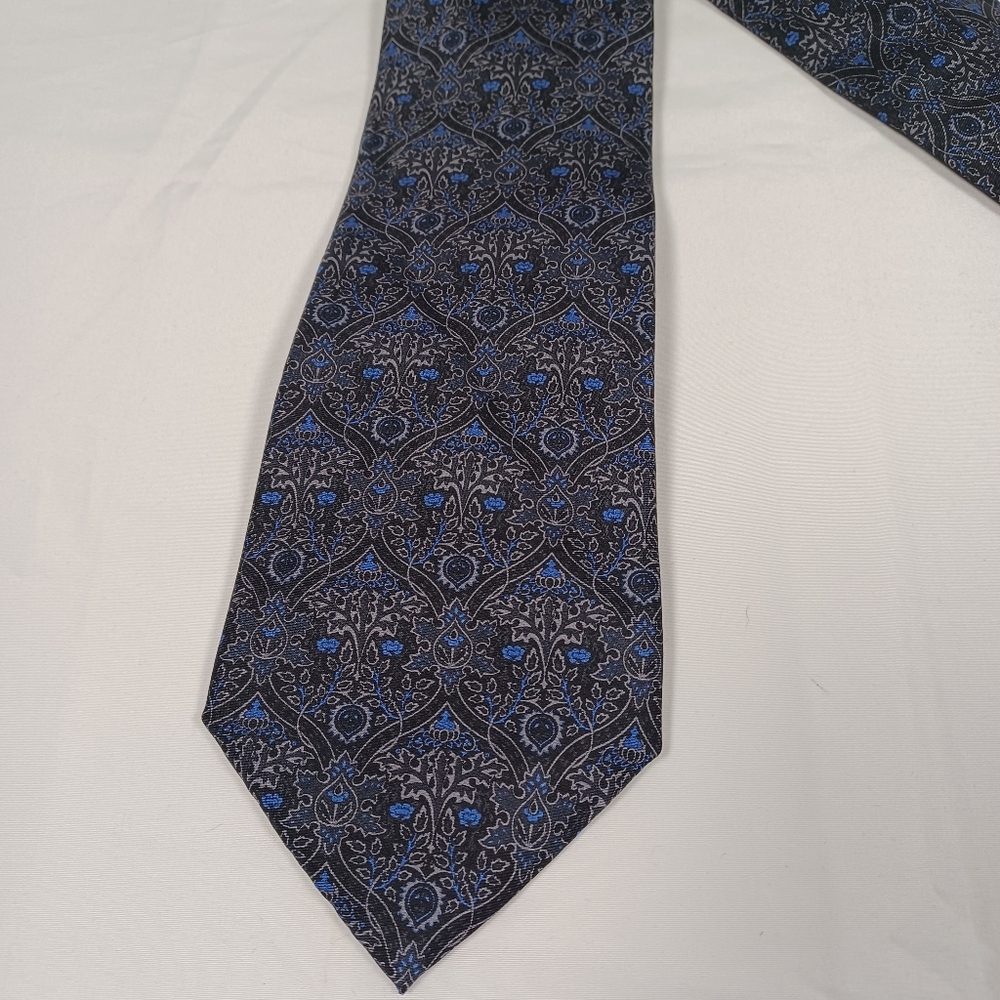 Metropolitan Museum Of Art Black Blue Gray Tie Long Standard